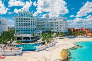 Hotel Riu Palace Las Americas - All-Inclusive - Cancun, Mexico